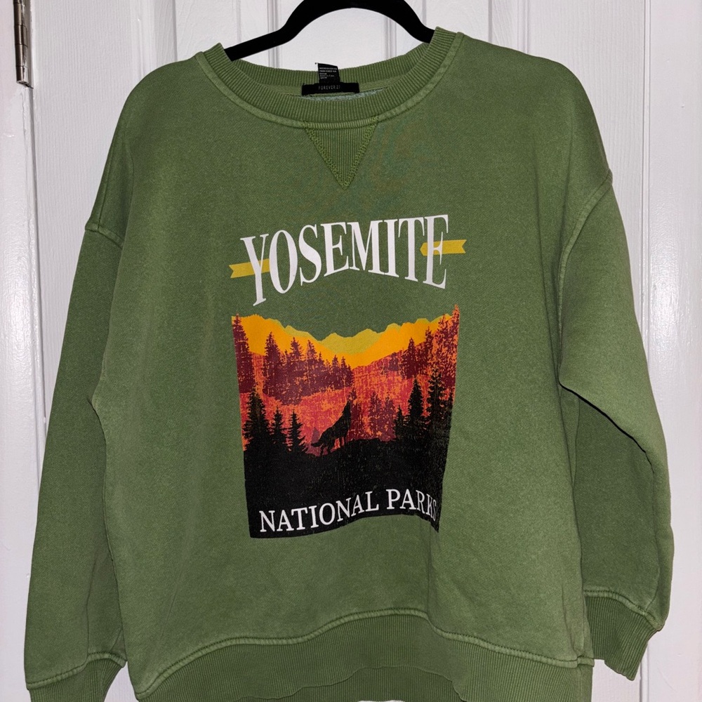 Green Yosemite National Park Sweatshirt